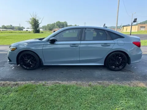 More photos of 2022 Honda Civic Sport at Hometown Chevrolet, OH