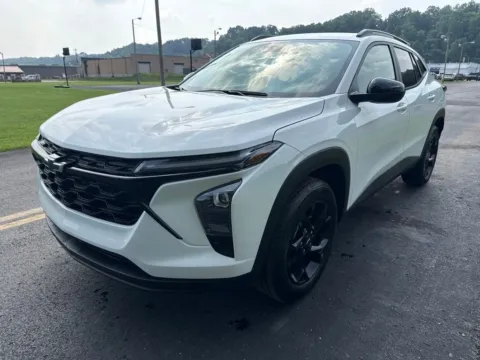 Another view of 2026 Chevrolet Trax LT for sale in Waverly, OH at Hometown Chevrolet