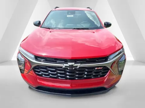 Photos of 2026 Chevrolet Trax 2RS for sale in Waverly, OH at Hometown Chevrolet
