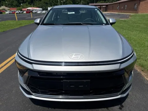 Photos of 2025 Hyundai Sonata SEL for sale in Waverly, OH at Hometown Chevrolet