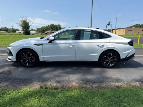 More photos of 2025 Hyundai Sonata SEL at Hometown Chevrolet, OH