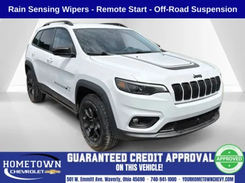 White 2022 Jeep Cherokee X for sale in Waverly, OH