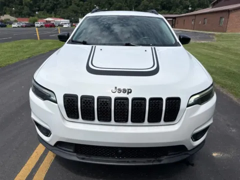 Photos of 2022 Jeep Cherokee X for sale in Waverly, OH at Hometown Chevrolet