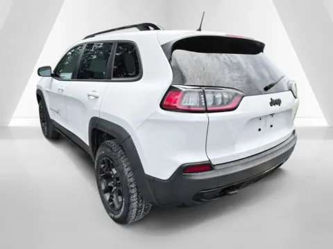 More photos of 2022 Jeep Cherokee X at Hometown Chevrolet, OH