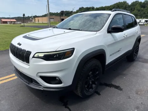 Another view of 2022 Jeep Cherokee X for sale in Waverly, OH at Hometown Chevrolet