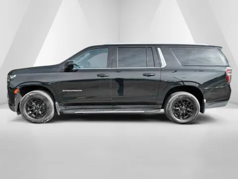 More photos of 2023 Chevrolet Suburban LS at Hometown Chevrolet, OH