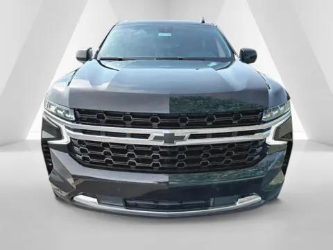 Photos of 2023 Chevrolet Suburban LS for sale in Waverly, OH at Hometown Chevrolet
