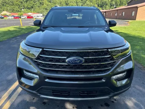Photos of 2020 Ford Explorer XLT for sale in Waverly, OH at Hometown Chevrolet