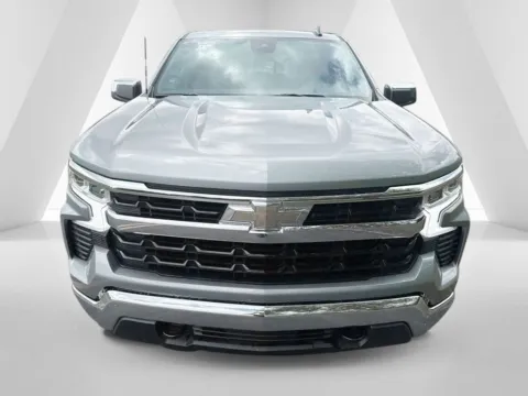 Photos of 2026 Chevrolet Silverado 1500 LT for sale in Waverly, OH at Hometown Chevrolet