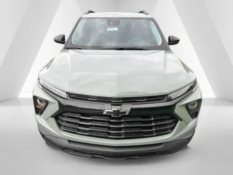 Photos of 2026 Chevrolet TrailBlazer LT for sale in Waverly, OH at Hometown Chevrolet
