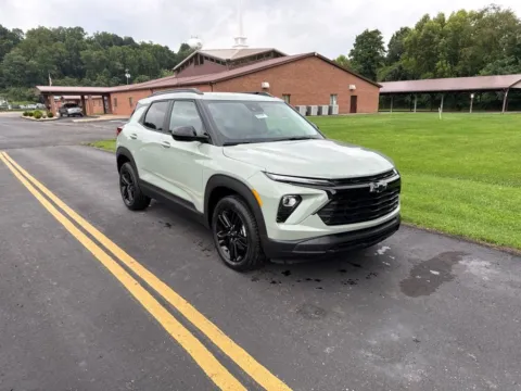 Green 2026 Chevrolet TrailBlazer LT for sale in Waverly, OH