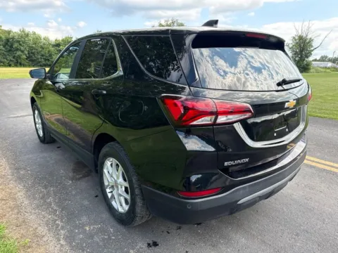 More photos of 2022 Chevrolet Equinox LT at Hometown Chevrolet, OH