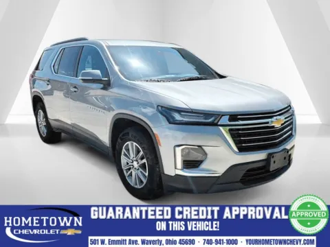 Gray 2023 Chevrolet Traverse LT for sale in Waverly, OH