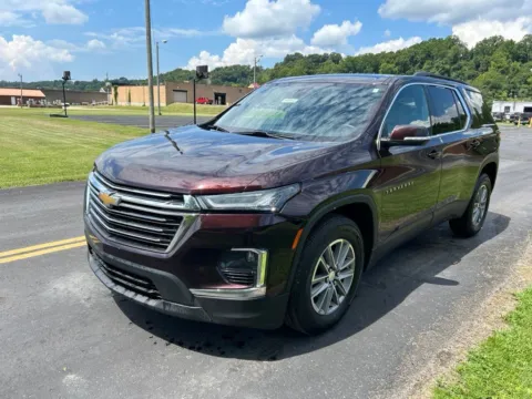 Another view of 2022 Chevrolet Traverse LT for sale in Waverly, OH at Hometown Chevrolet