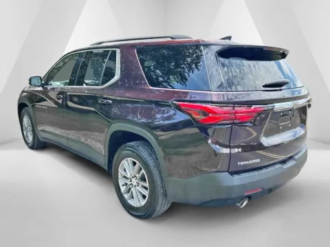 More photos of 2022 Chevrolet Traverse LT at Hometown Chevrolet, OH