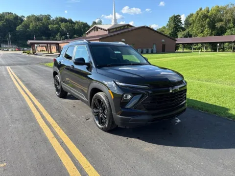 Black 2026 Chevrolet TrailBlazer LT for sale in Waverly, OH