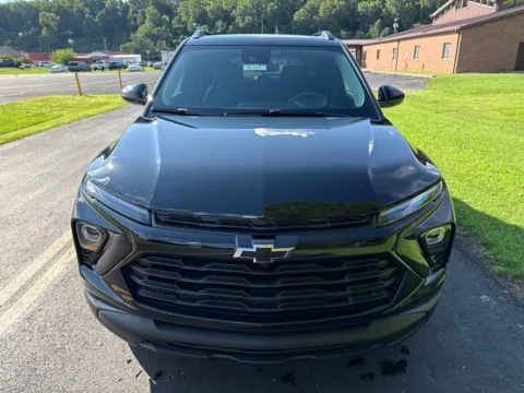 Photos of 2026 Chevrolet TrailBlazer LT for sale in Waverly, OH at Hometown Chevrolet