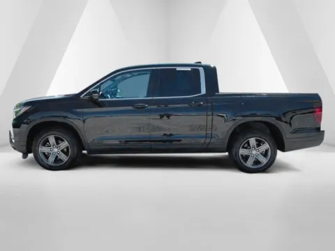 More photos of 2023 Honda Ridgeline RTL at Hometown Chevrolet, OH