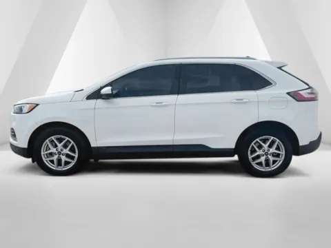More photos of 2023 Ford Edge SEL at Hometown Chevrolet, OH