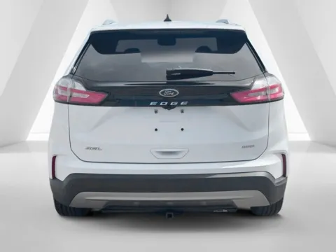 More photos of 2023 Ford Edge SEL at Hometown Chevrolet, OH