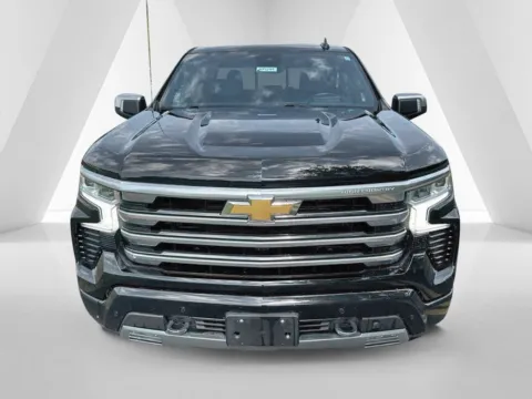 Another view of 2024 Chevrolet Silverado 1500 High Country for sale in Waverly, OH at Hometown Chevrolet