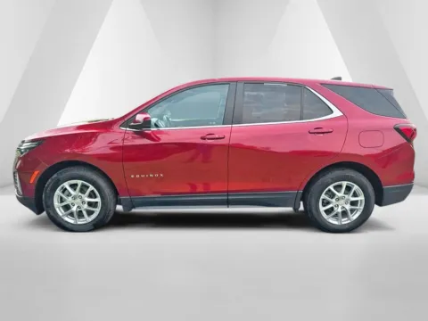 More photos of 2022 Chevrolet Equinox LT at Hometown Chevrolet, OH