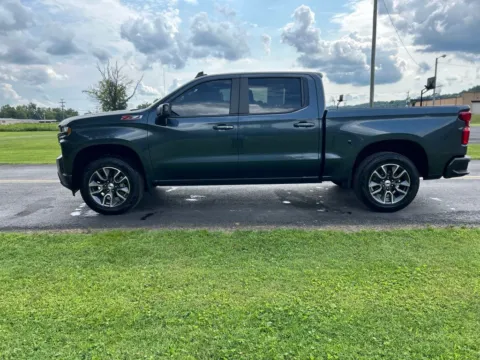 More photos of 2020 Chevrolet Silverado 1500 RST at Hometown Chevrolet, OH
