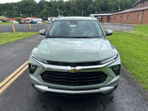 Photos of 2026 Chevrolet TrailBlazer LT for sale in Waverly, OH at Hometown Chevrolet
