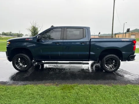 More photos of 2020 Chevrolet Silverado 1500 LT Trail Boss at Hometown Chevrolet, OH