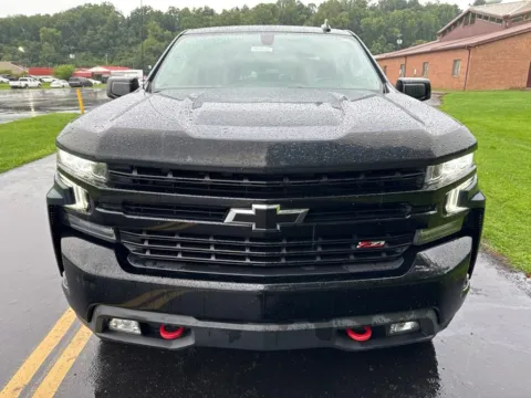 Photos of 2020 Chevrolet Silverado 1500 LT Trail Boss for sale in Waverly, OH at Hometown Chevrolet