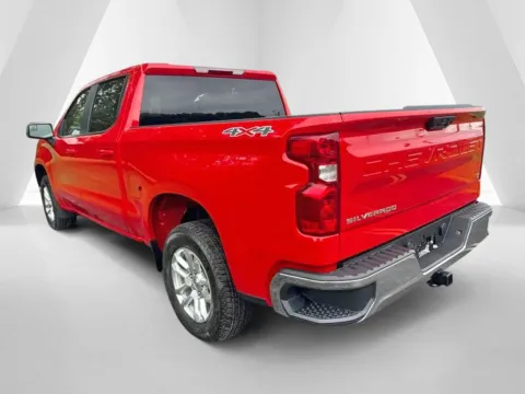 More photos of 2026 Chevrolet Silverado 1500 LT at Hometown Chevrolet, OH