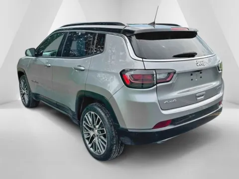 More photos of 2023 Jeep Compass Limited at Hometown Chevrolet, OH