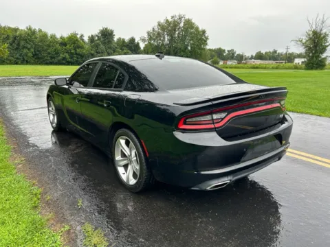 More photos of 2018 Dodge Charger R/T at Hometown Chevrolet, OH