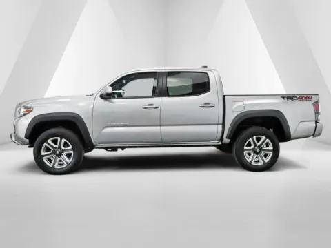 More photos of 2022 Toyota Tacoma TRD Off-Road at Hometown Chevrolet, OH