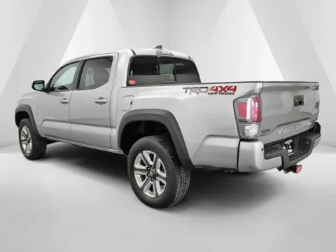 More photos of 2022 Toyota Tacoma TRD Off-Road at Hometown Chevrolet, OH
