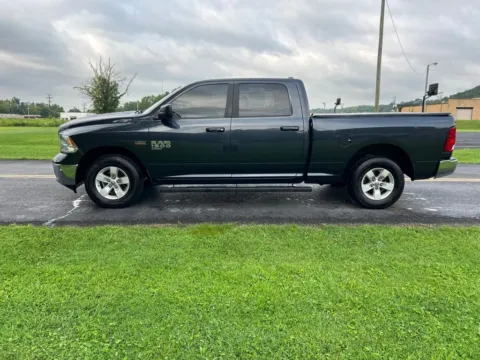 More photos of 2020 Ram 1500 Classic SLT at Hometown Chevrolet, OH