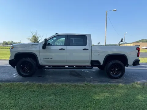 More photos of 2026 Chevrolet Silverado 2500 HD ZR2 at Hometown Chevrolet, OH