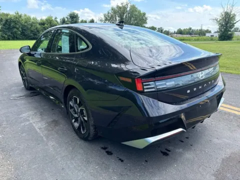 More photos of 2025 Hyundai Sonata SEL at Hometown Chevrolet, OH