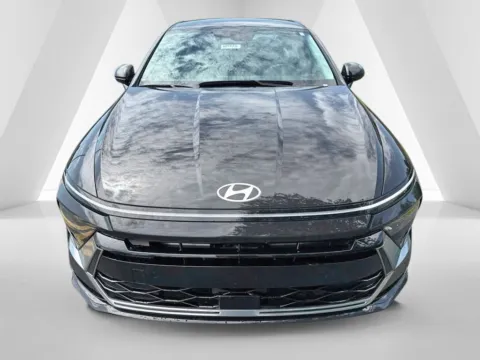 Photos of 2025 Hyundai Sonata SEL for sale in Waverly, OH at Hometown Chevrolet