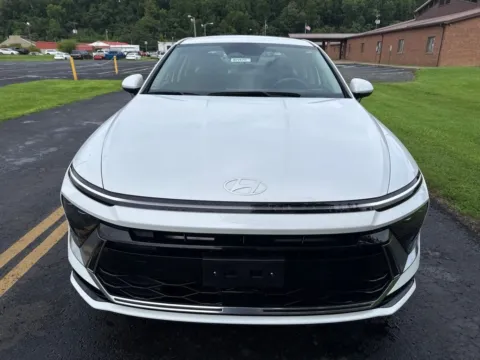 Photos of 2025 Hyundai Sonata SEL for sale in Waverly, OH at Hometown Chevrolet