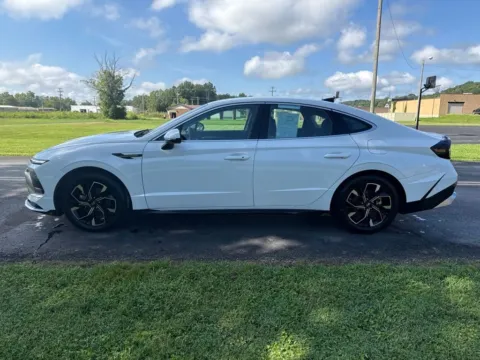 More photos of 2025 Hyundai Sonata SEL at Hometown Chevrolet, OH