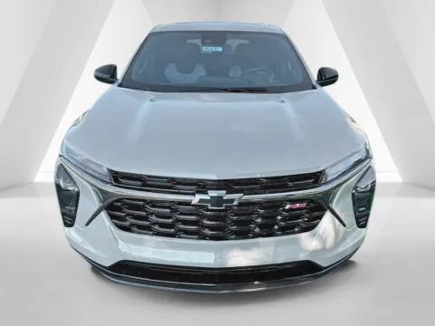 Photos of 2026 Chevrolet Trax 1RS for sale in Waverly, OH at Hometown Chevrolet