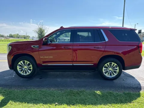 More photos of 2023 GMC Yukon SLT at Hometown Chevrolet, OH
