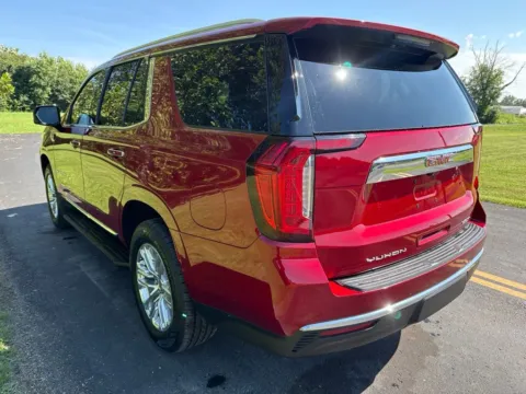 More photos of 2023 GMC Yukon SLT at Hometown Chevrolet, OH