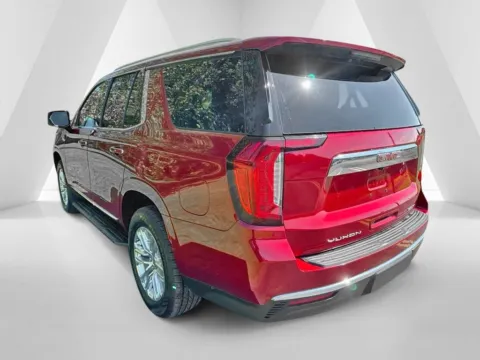 More photos of 2023 GMC Yukon SLT at Hometown Chevrolet, OH