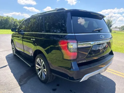 More photos of 2021 Ford Expedition Limited at Hometown Chevrolet, OH