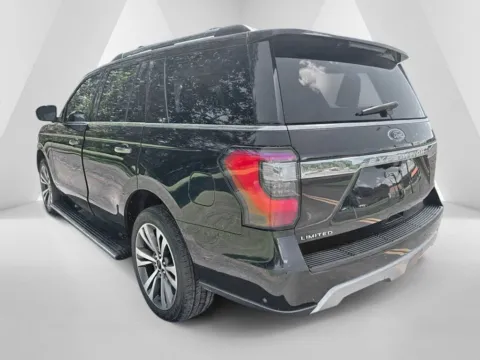 More photos of 2021 Ford Expedition Limited at Hometown Chevrolet, OH
