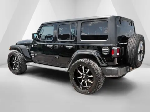 More photos of 2020 Jeep Wrangler Unlimited Sahara at Hometown Chevrolet, OH
