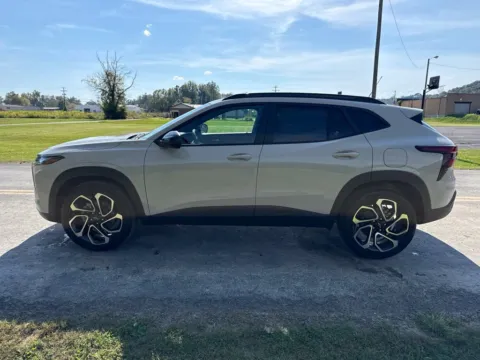 More photos of 2026 Chevrolet Trax 2RS at Hometown Chevrolet, OH
