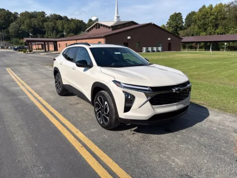 White 2026 Chevrolet Trax 2RS for sale in Waverly, OH